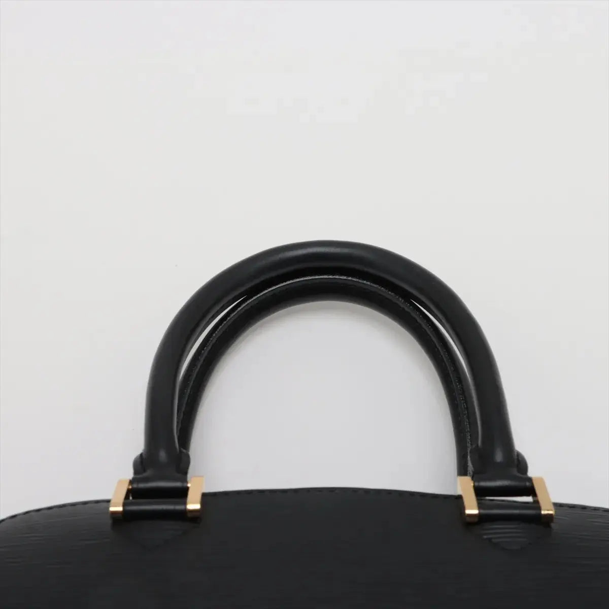 Pre-Loved Pont Neuf Handbag Leather PM with Gold Hardware, Black