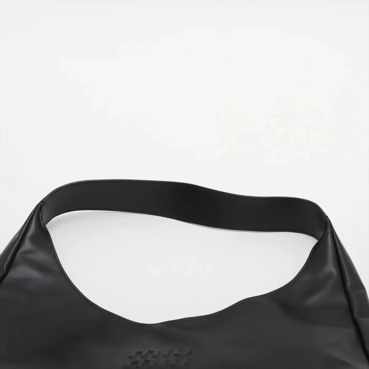 Pre-Loved Padded Nappa Leather Hobo Shoulder Bag Leather with Gold Hardware, Black