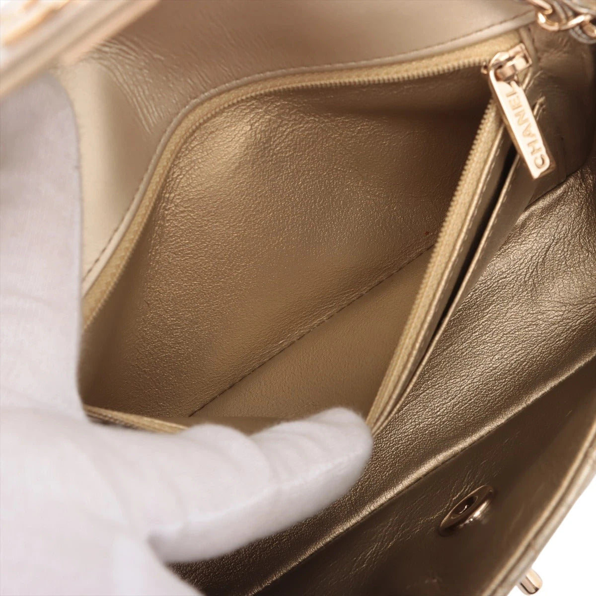 Pre-Loved Classic Flap Shoulder Bag Quilted Leather Mini with Gold Hardware, Gold