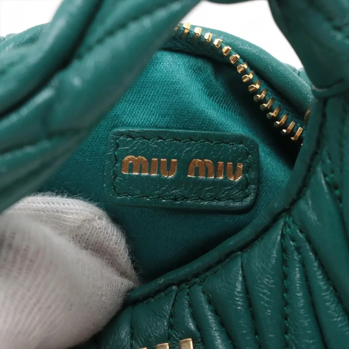 Pre-Loved Wander Matelassé Hobo Handbag Quilted Leather Micro with Gold Hardware, Green
