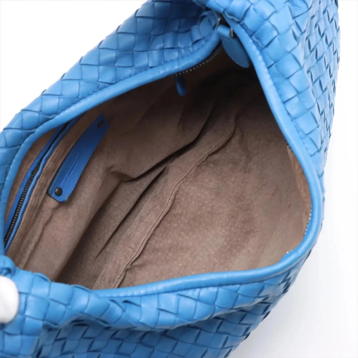 Pre-Loved Veneta Shoulder Bag Intrecciato Leather Medium with Silver Hardware, Blue