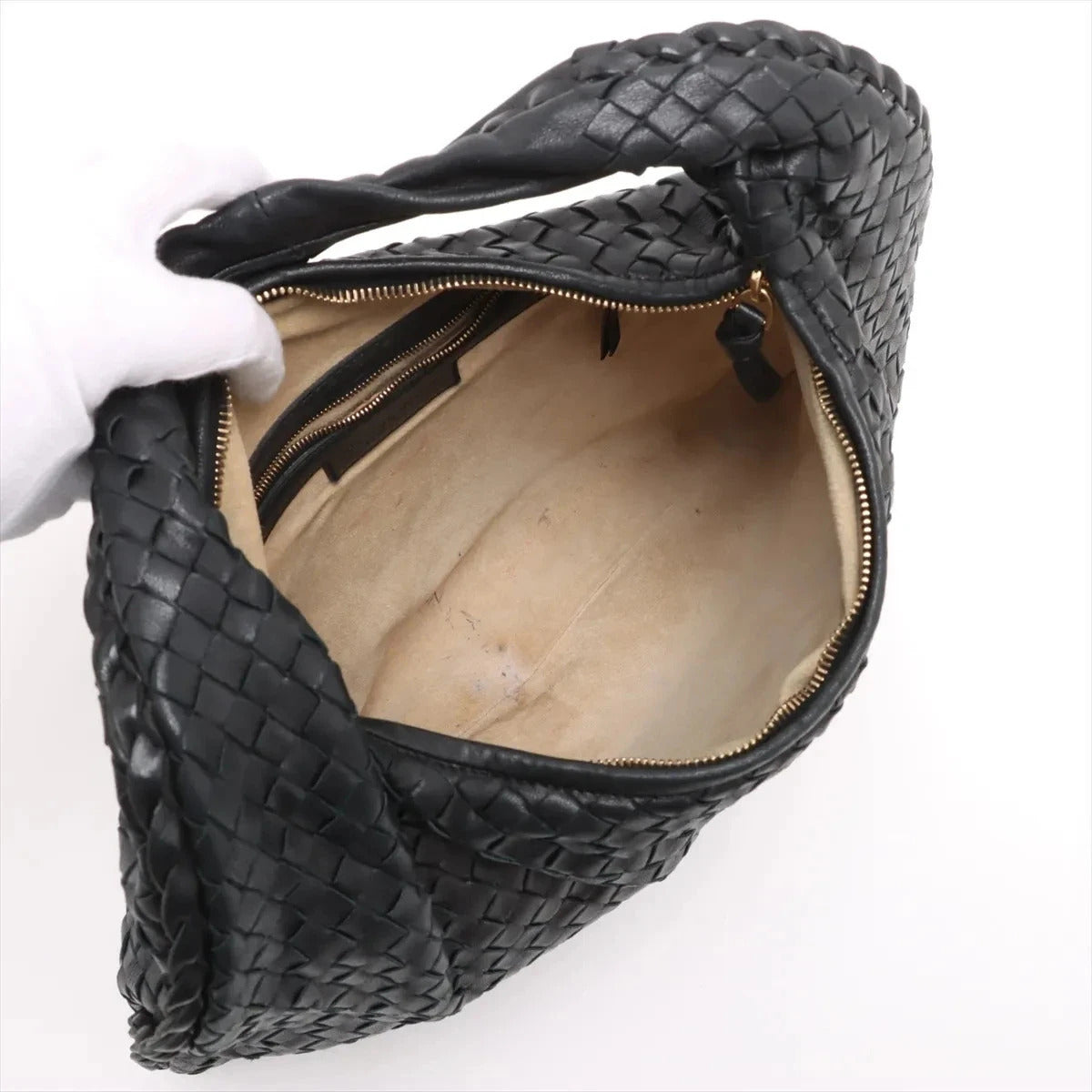 Pre-Loved Veneta Shoulder Bag Intrecciato Leather Medium with Gold Hardware, Black