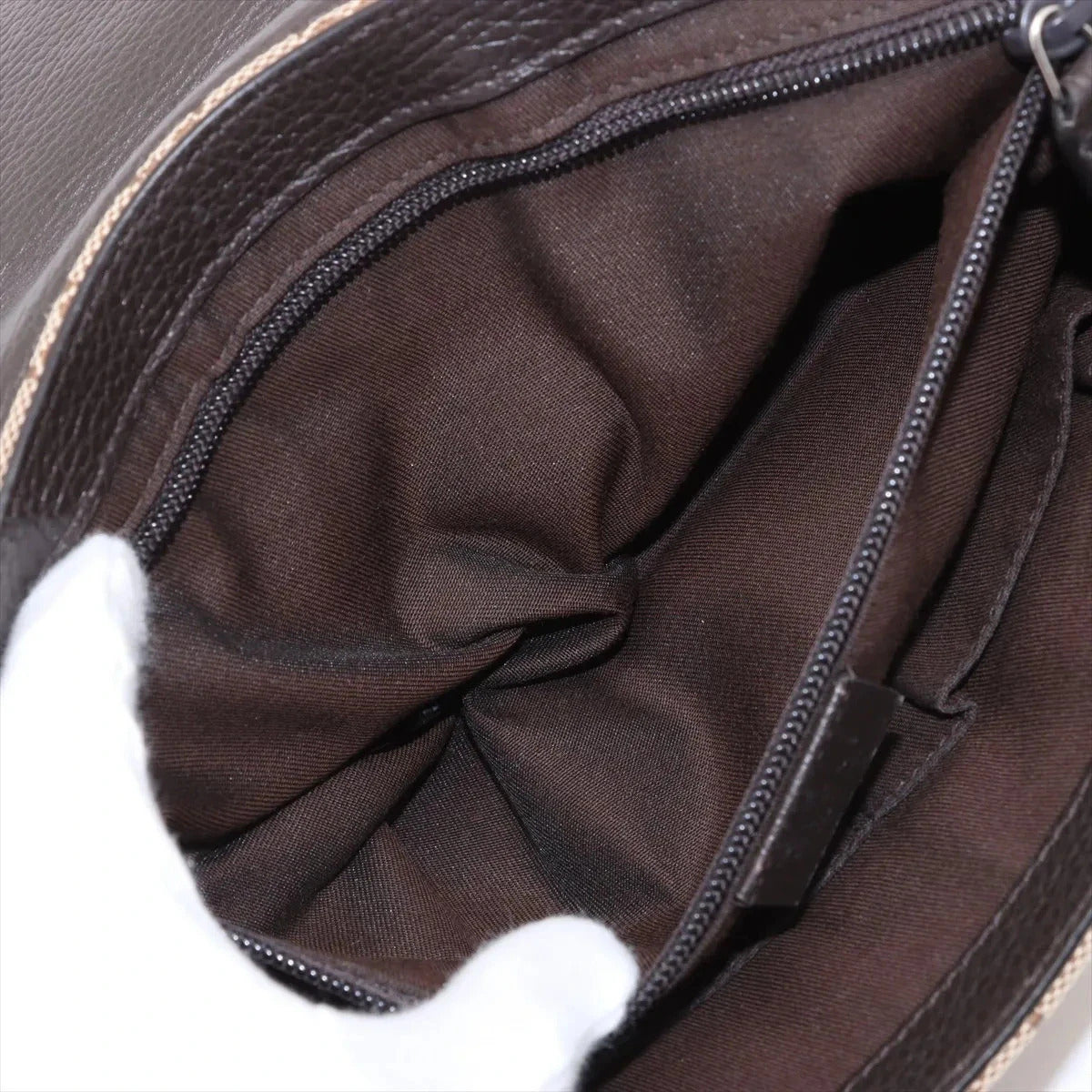 Pre-Loved GG Messenger Crossbody Bag Monogram Coated Canvas with Silver Hardware, Beige/Ebony