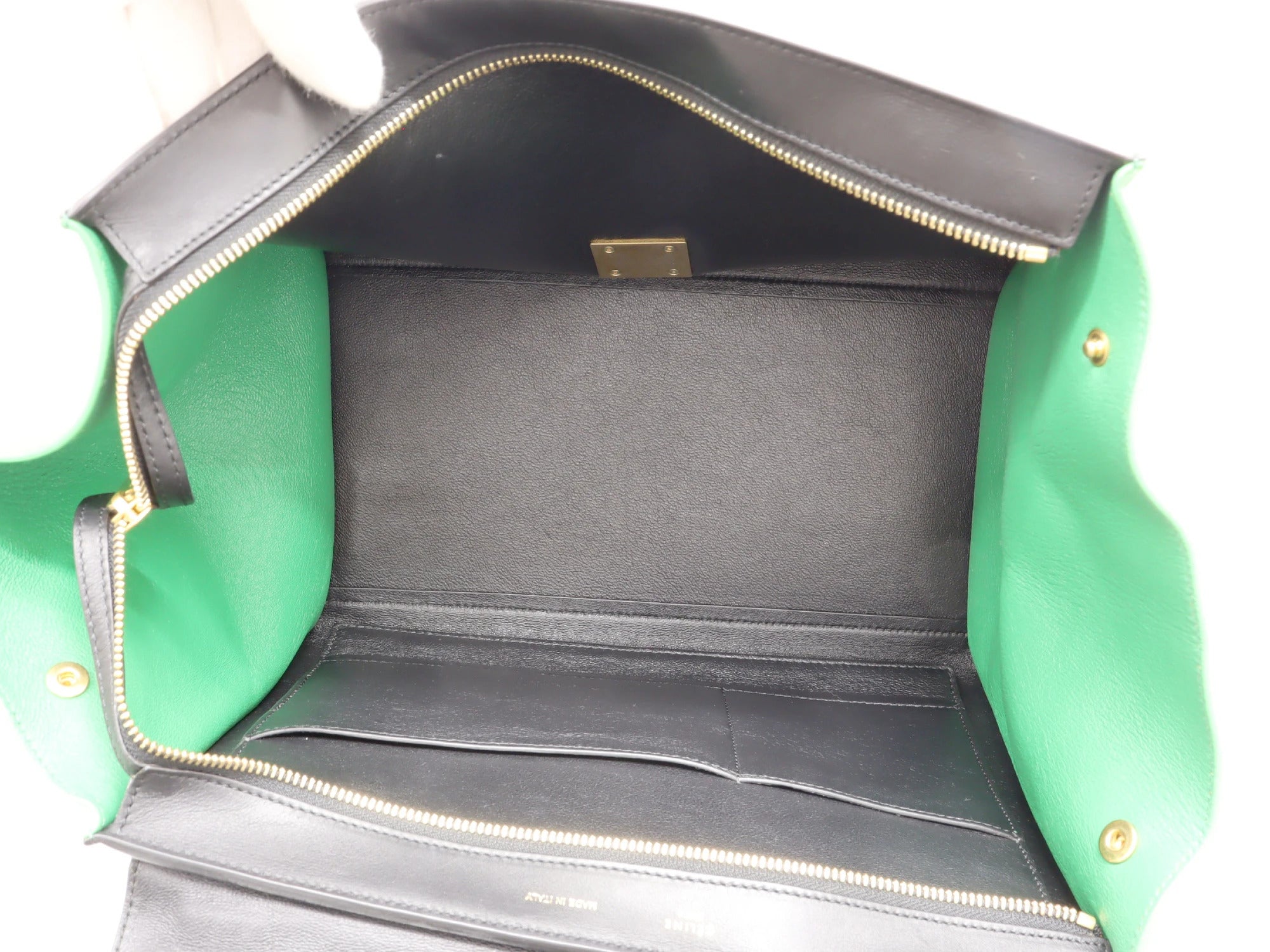 Pre-Loved Trapeze Handbag Leather Medium with Gold Hardware, Gray