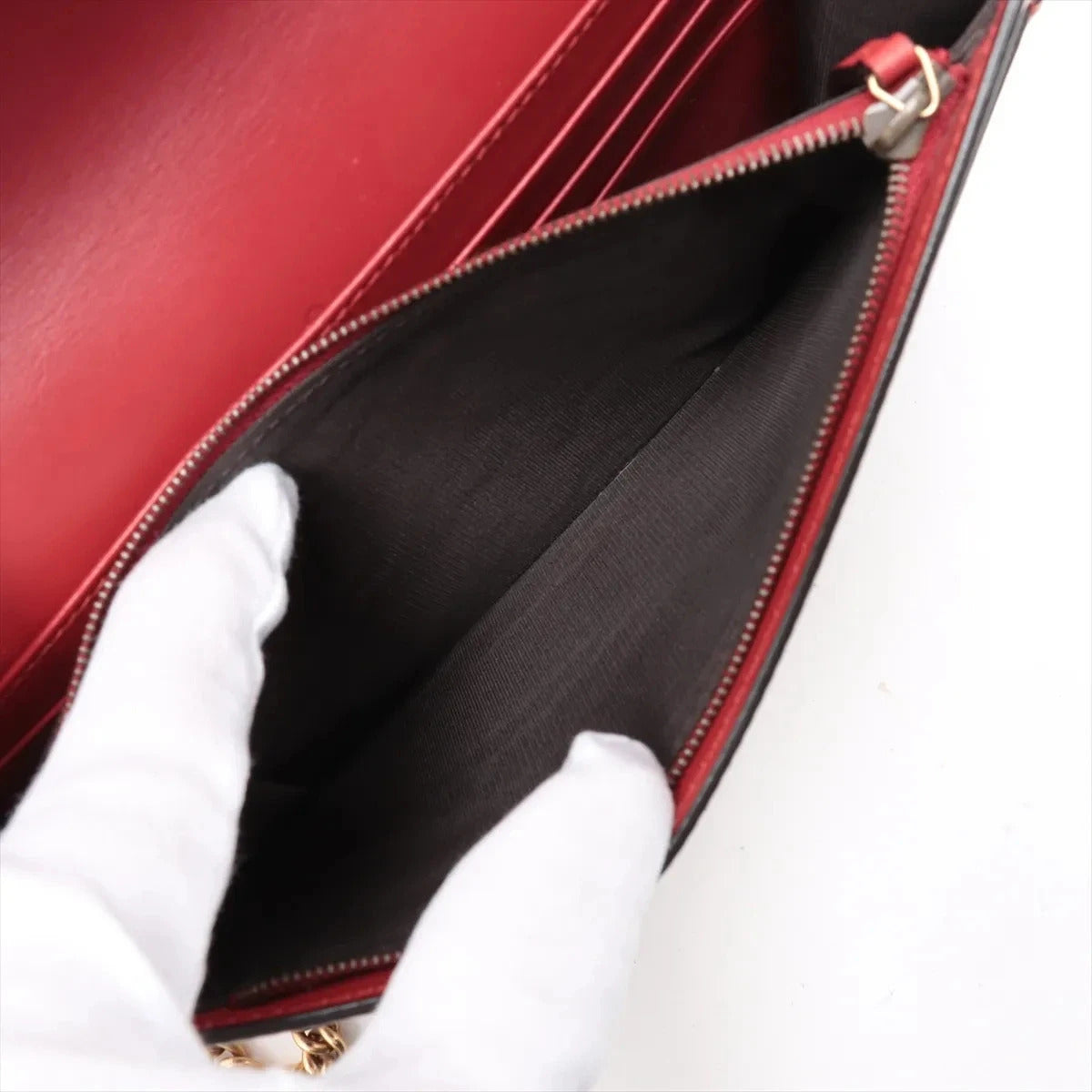Pre-Loved Queen Margaret Wallet on Chain Crossbody Bag Leather Mini with Aged Gold Hardware, White, Red, and Navy Blue