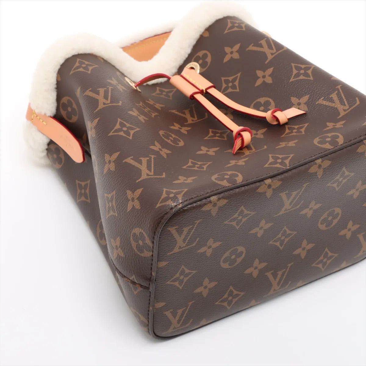 REKLAIM like new pre-owned luxury handbags and watches. Rolex, AP, Richard Mille, Patek Philippe, Audemars Piguet