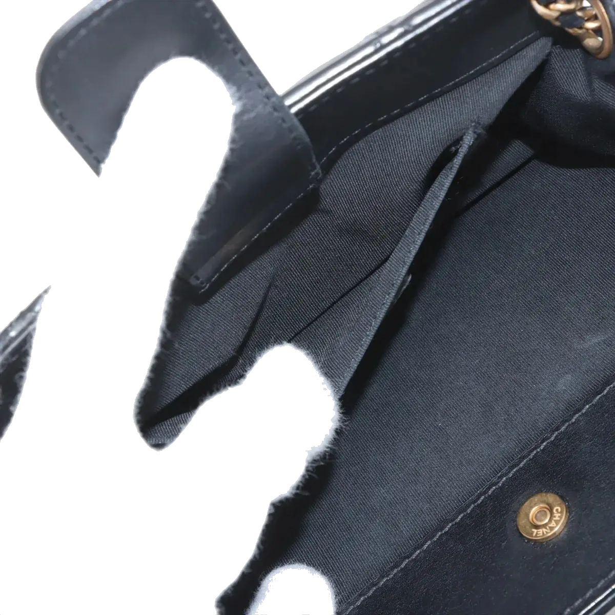 Pre-Loved CC Chain Logo Quilted Chain Bag Shoulder Bag Quilted Leather Small with Gold Hardware, Black