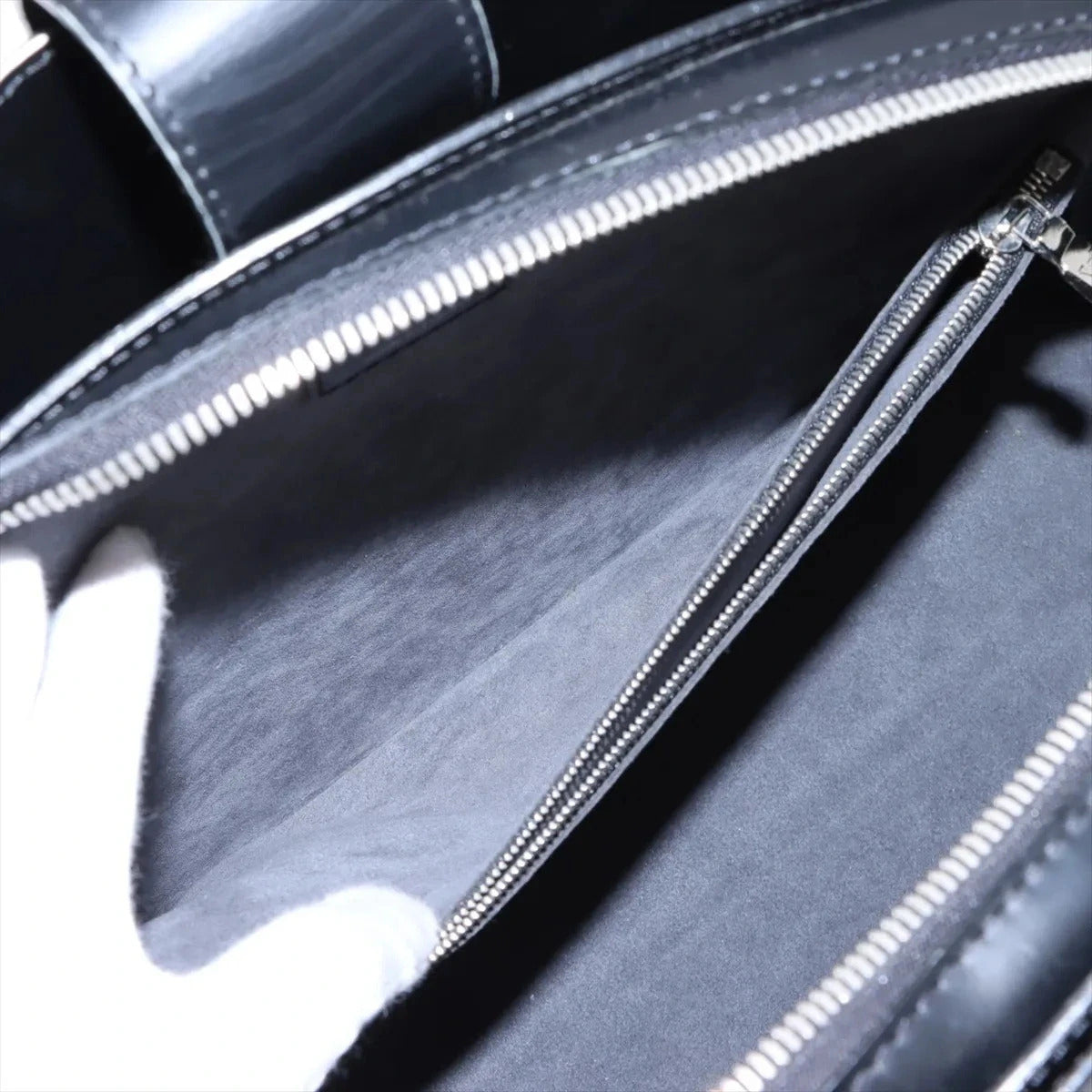 Pre-Loved Pont Neuf Handbag Leather GM with Silver Hardware, Black