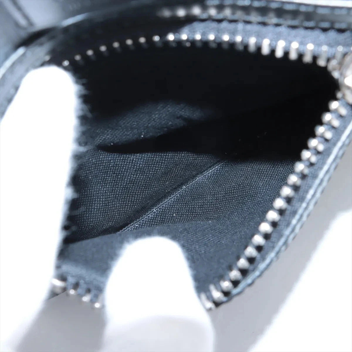Pre-Loved GG Supreme Messenger Crossbody Bag Monogram Coated Canvas Small with Silver Hardware, Black