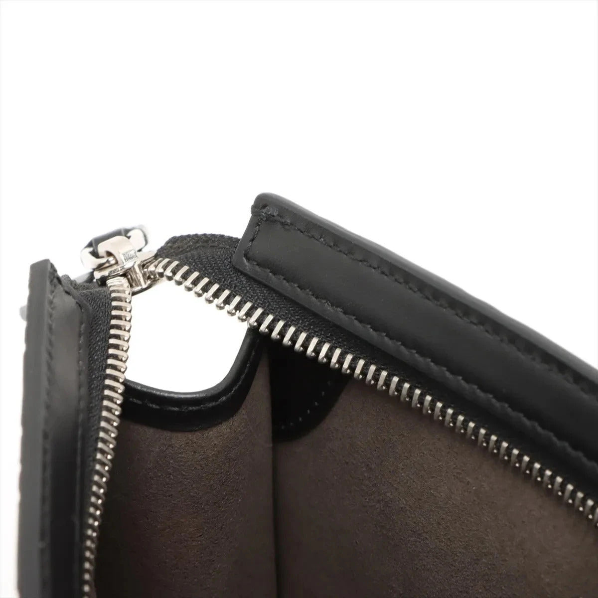 Pre-Loved Web Microguccissima Pouch Clutch Microguccissima Leather with Silver Hardware, Black