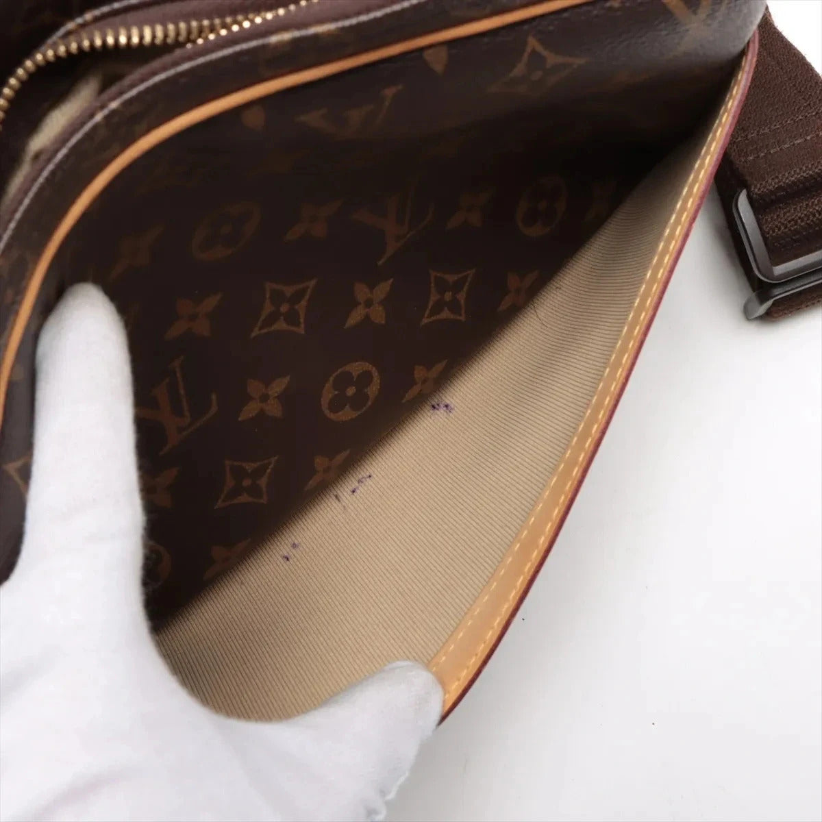 Pre-Loved Reporter PM Crossbody Bag Monogram Coated Canvas PM with Gold Hardware, Brown