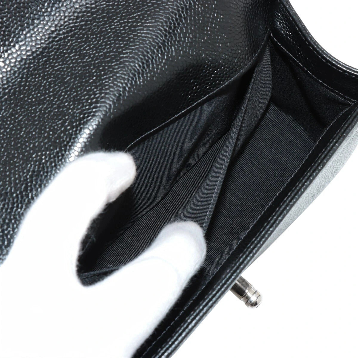 Pre-Loved Boy Shoulder Bag Chevron Leather Small with Silver Hardware, Black
