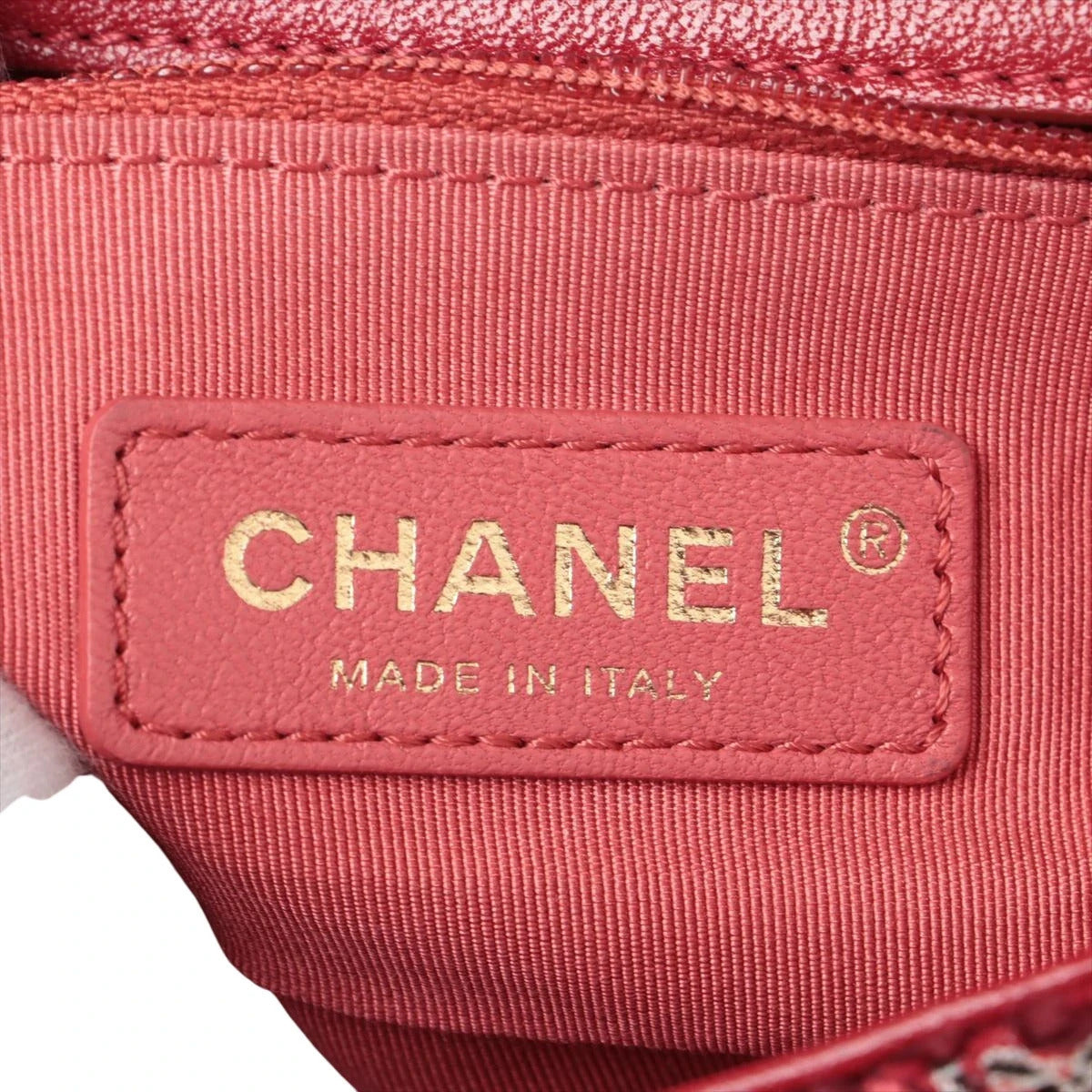 Pre-Loved Flap Bag Shoulder Bag Quilted Leather Mini with Gold Hardware, Red