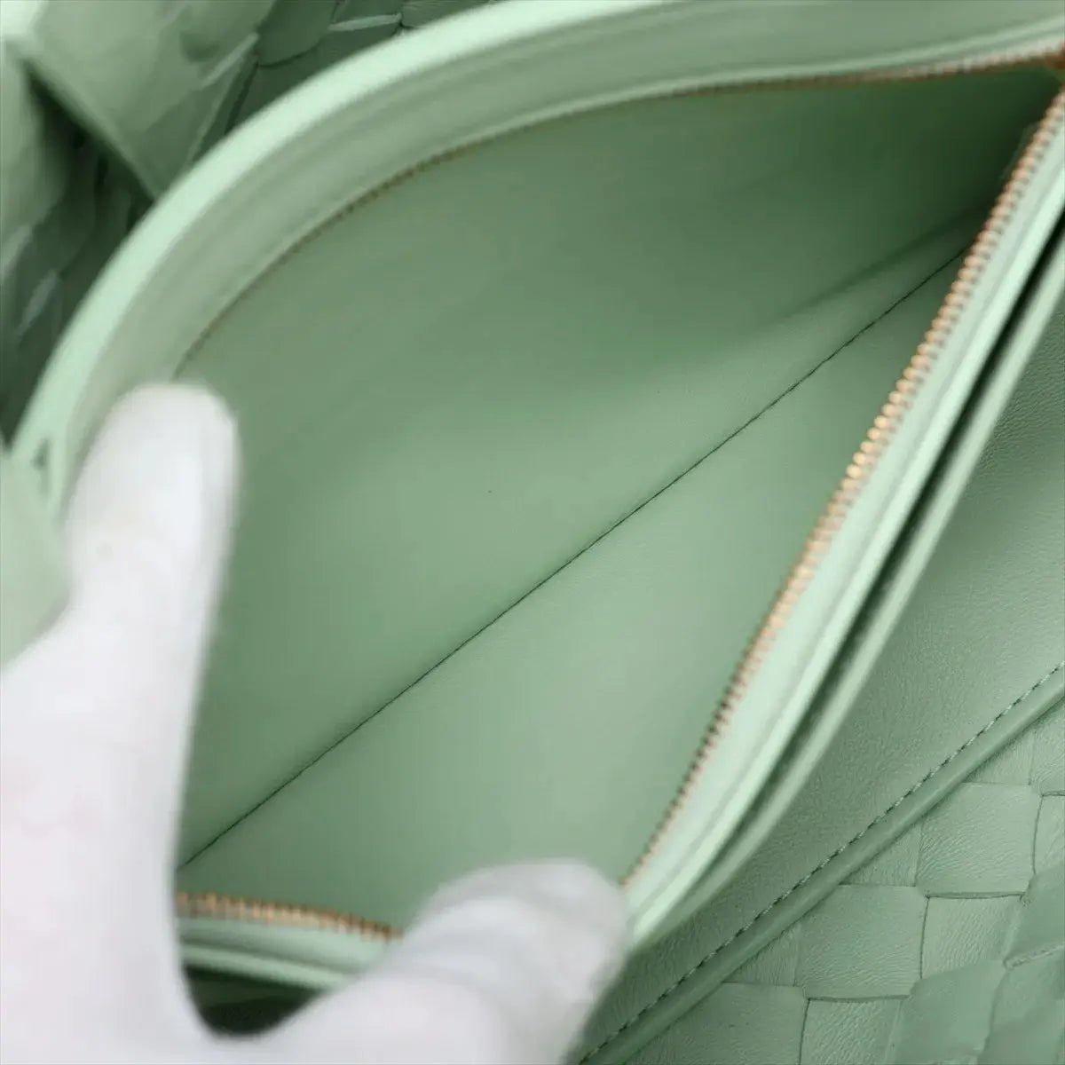 Pre-Loved Andiamo Tote Intrecciato Leather Small with Gold Hardware, Mint Green