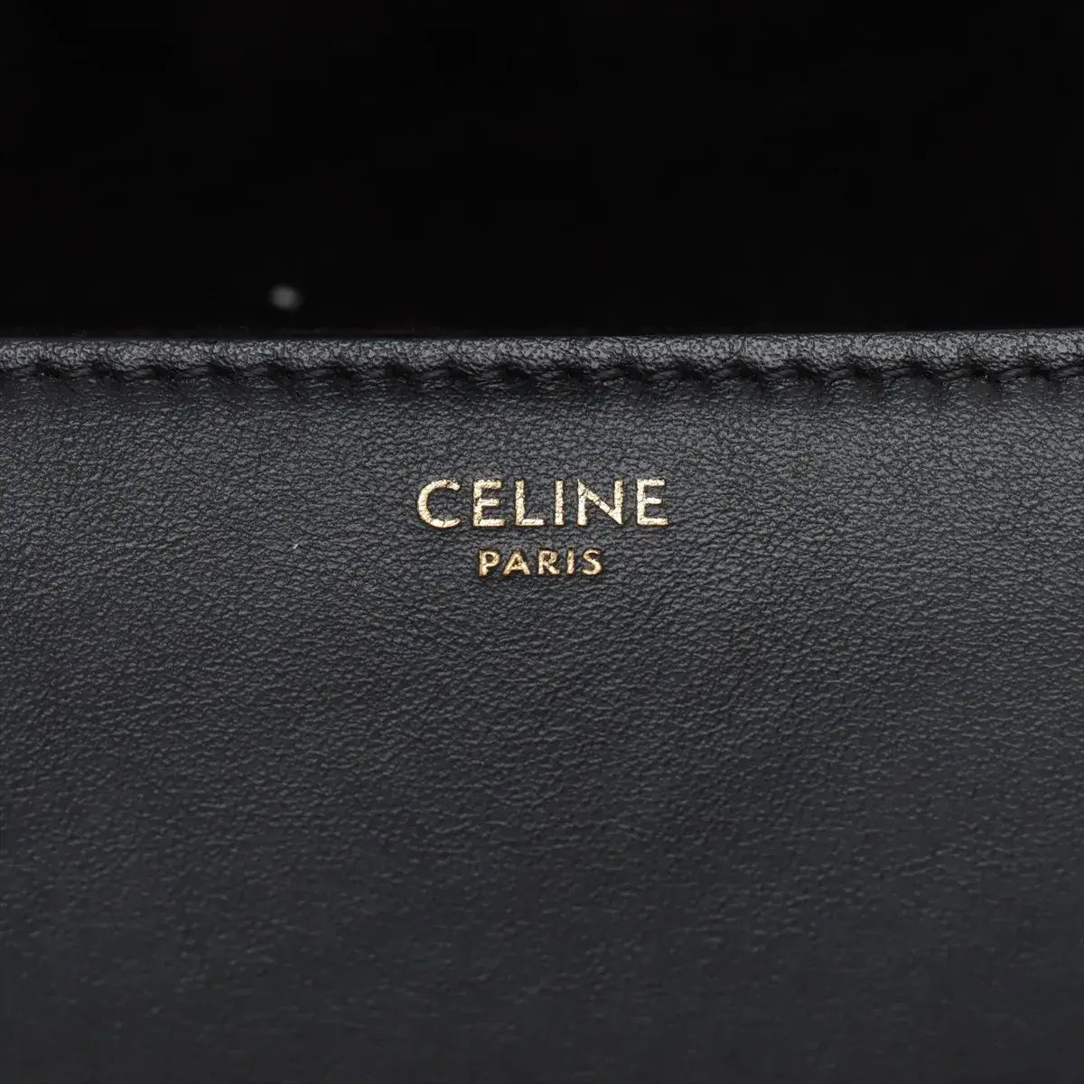 Pre-Loved 16 (Seize) Shoulder Bag Leather Medium with Gold Hardware, Black