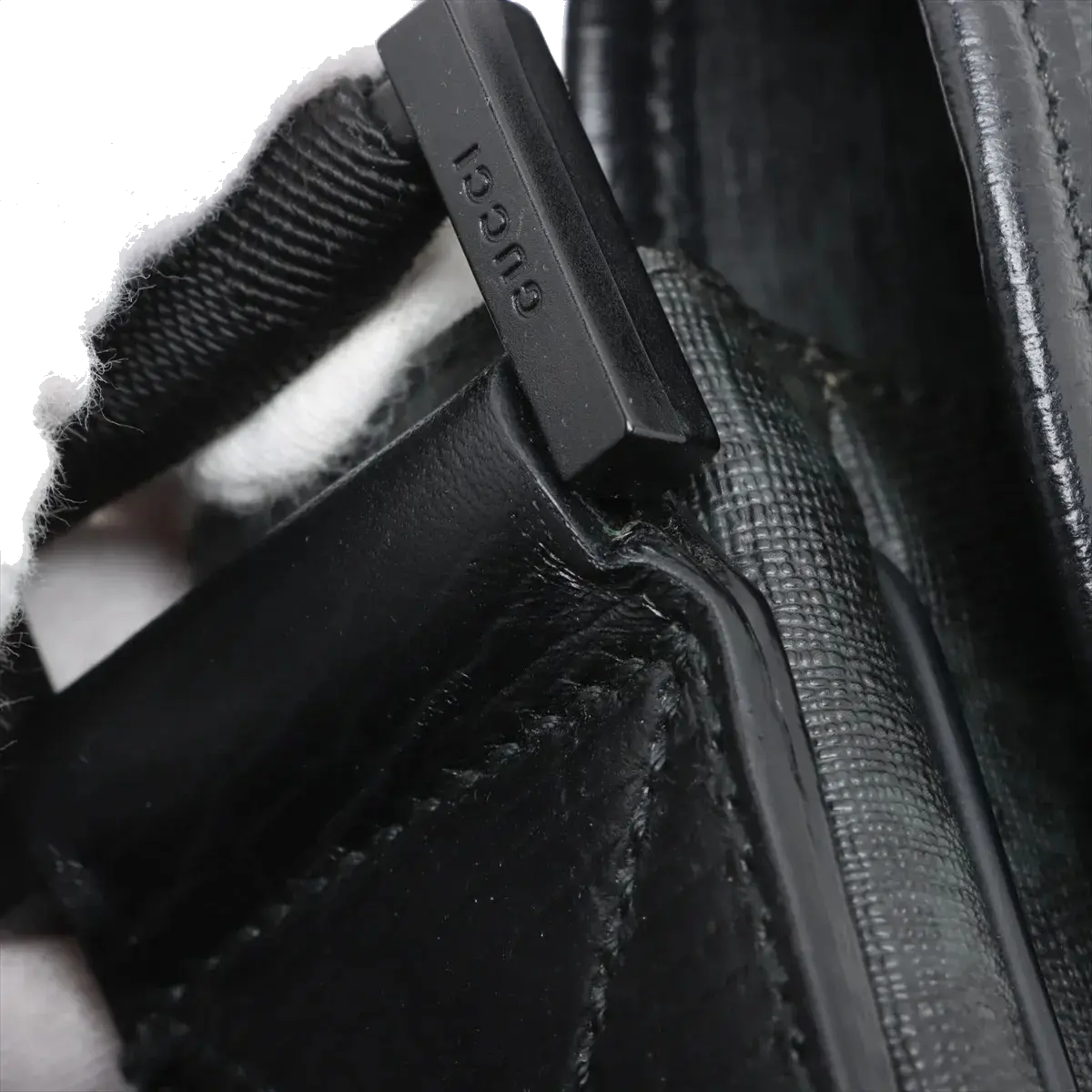 Pre-Loved GG Supreme Messenger Bag Crossbody Bag Monogram Coated Canvas with Black Hardware, Black