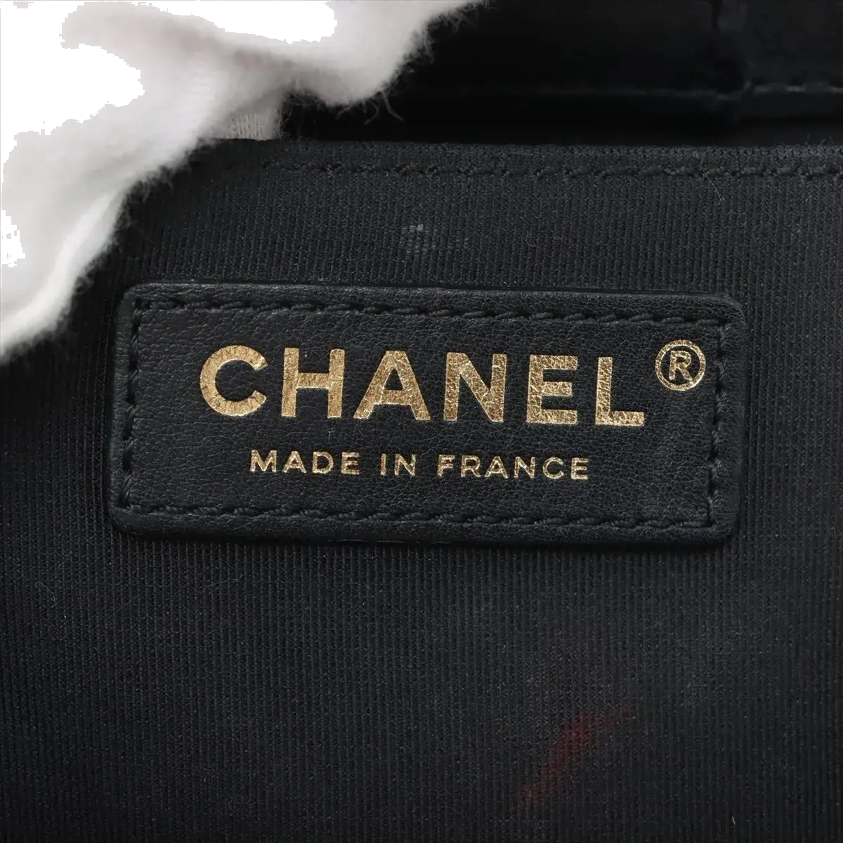 Pre-Loved CC Chain Logo Quilted Chain Bag Shoulder Bag Quilted Leather Small with Gold Hardware, Black