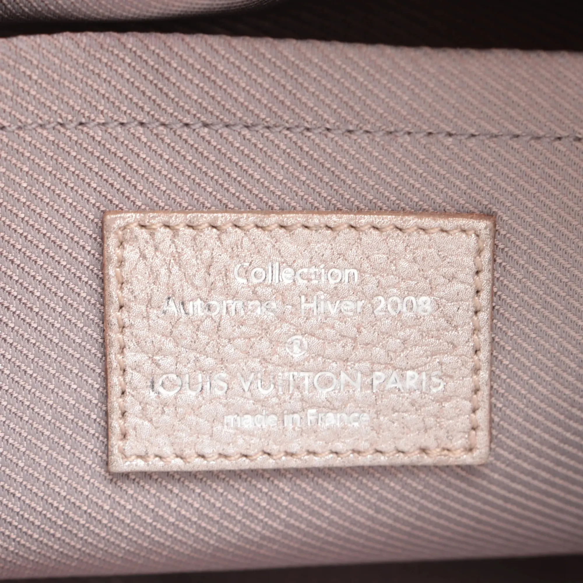 Pre-Loved Shimmer Comète Shoulder Bag Monogram Leather with Silver Hardware, Pink