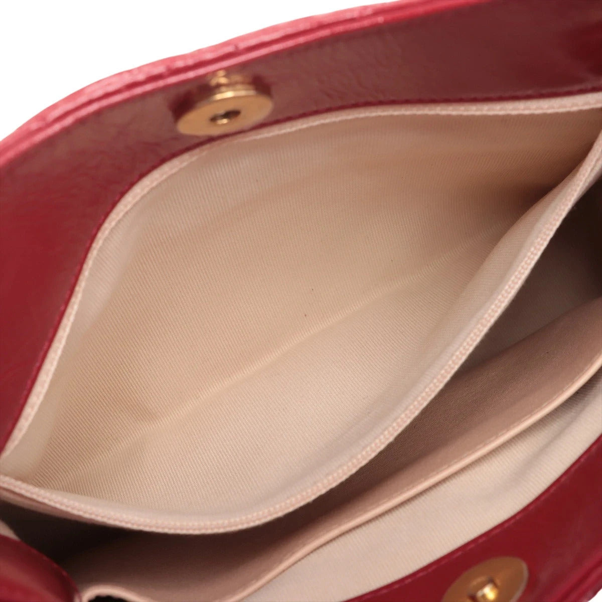 Pre-Loved Quilted Hobo Shoulder Bag Quilted Patent Leather with Aged Gold Hardware, Red