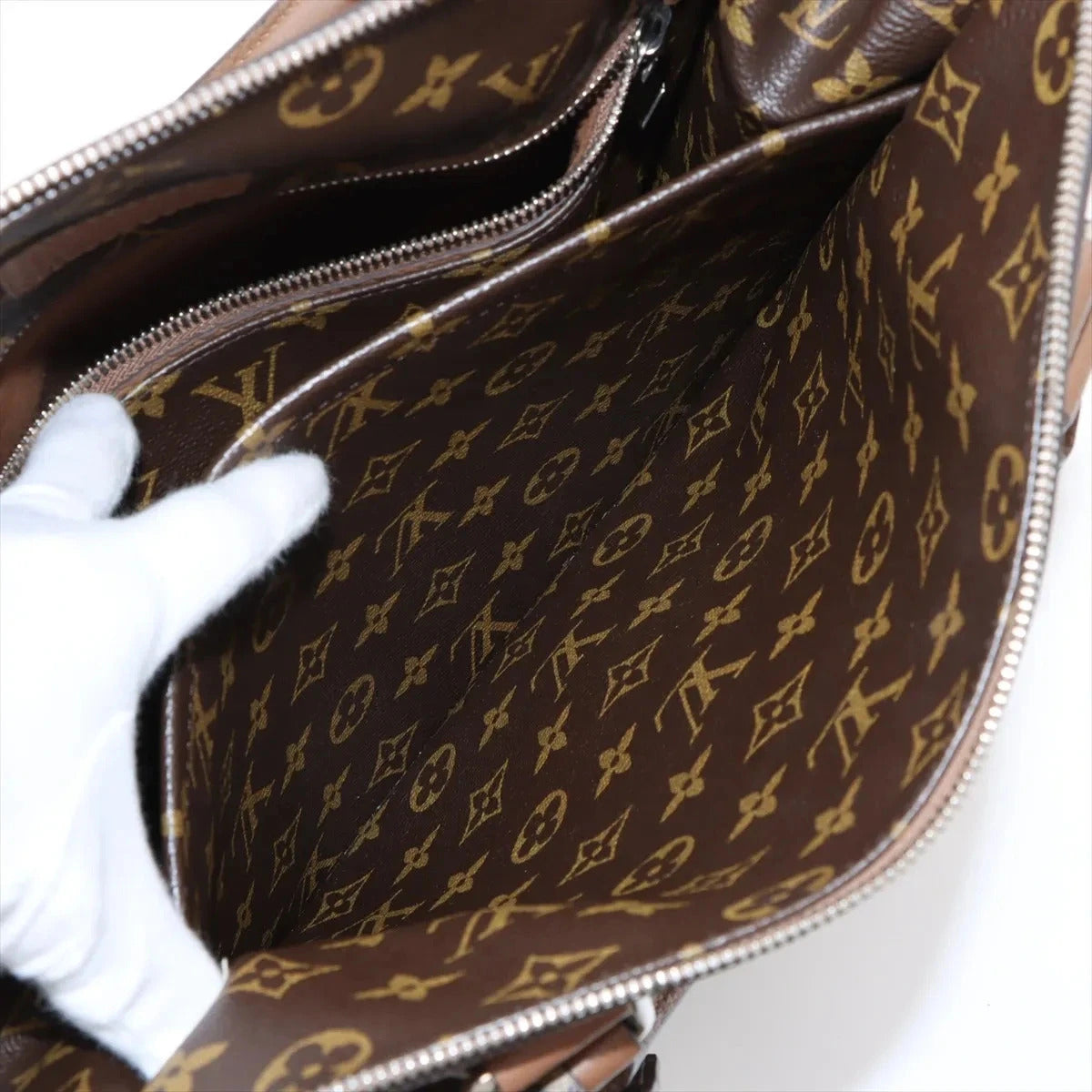 Pre-Loved Tote Tote Leather with Silver Hardware, Brown