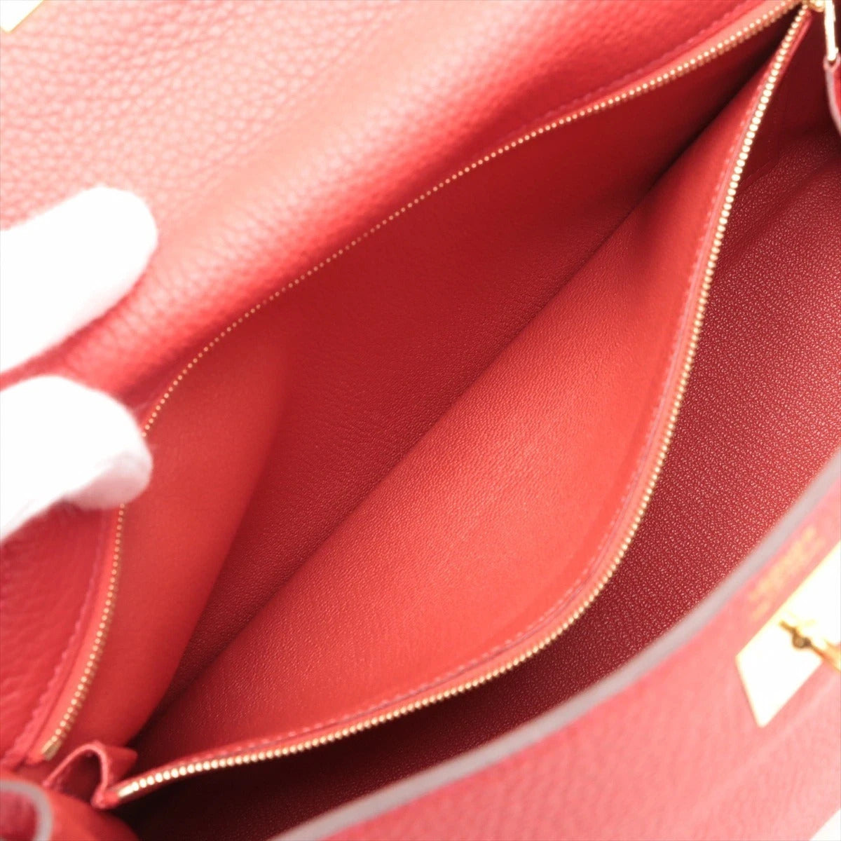 Pre-Loved Kelly Retourne Handbag Leather 32 with Gold Hardware, Red