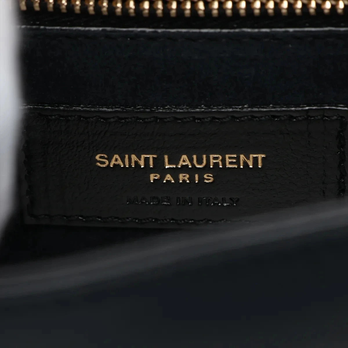 Pre-Loved Le 5 à 7 Shoulder Bag Smooth Leather with Gold Hardware, Black
