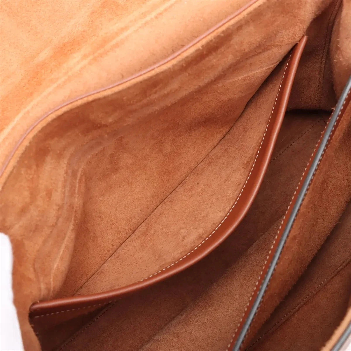 Pre-Loved Soft 16 Shoulder Bag Leather Large with Gold Hardware, Tan