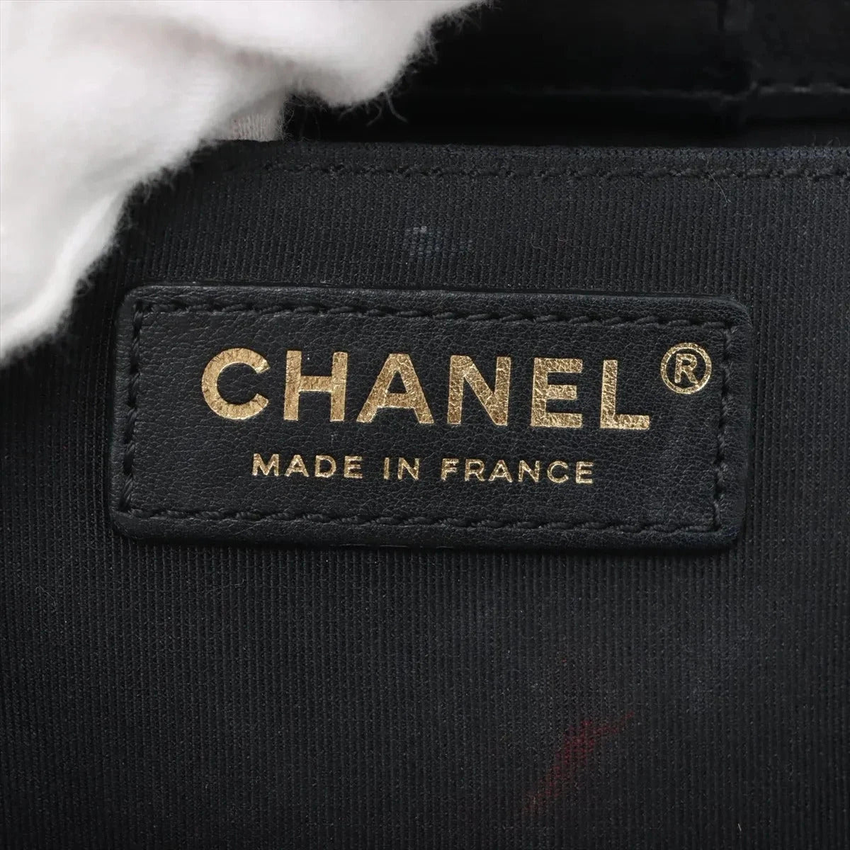Pre-Loved CC Chain Logo Quilted Chain Bag Shoulder Bag Quilted Leather Small with Gold Hardware, Black