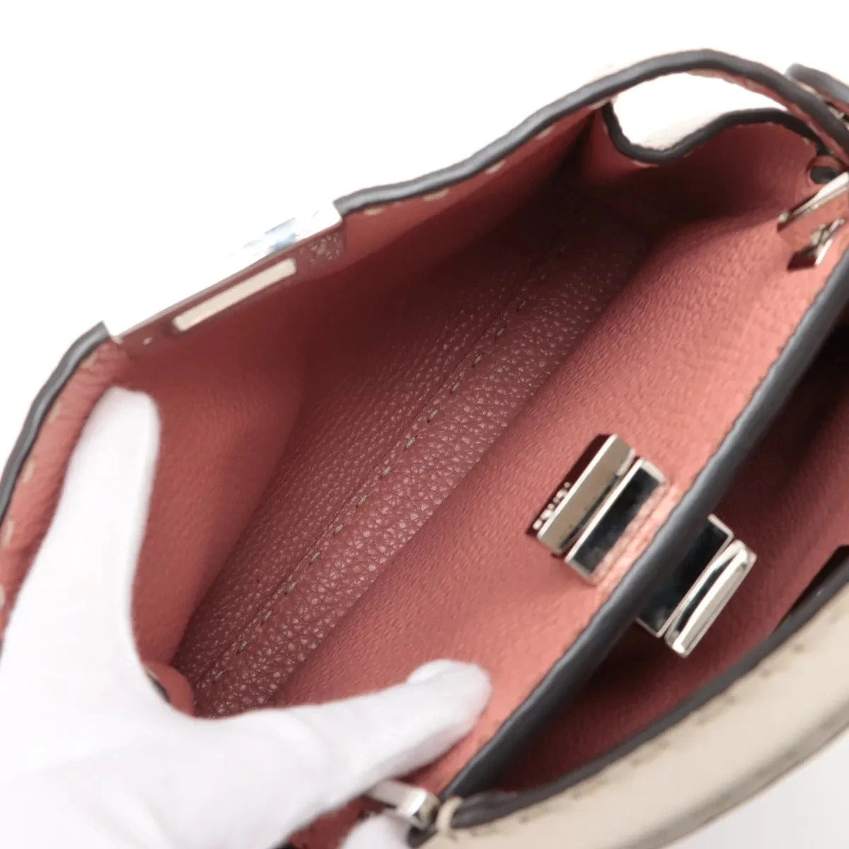 Pre-Loved Peekaboo Iconic Selleria Handbag Leather Small with Silver Hardware, Ivory