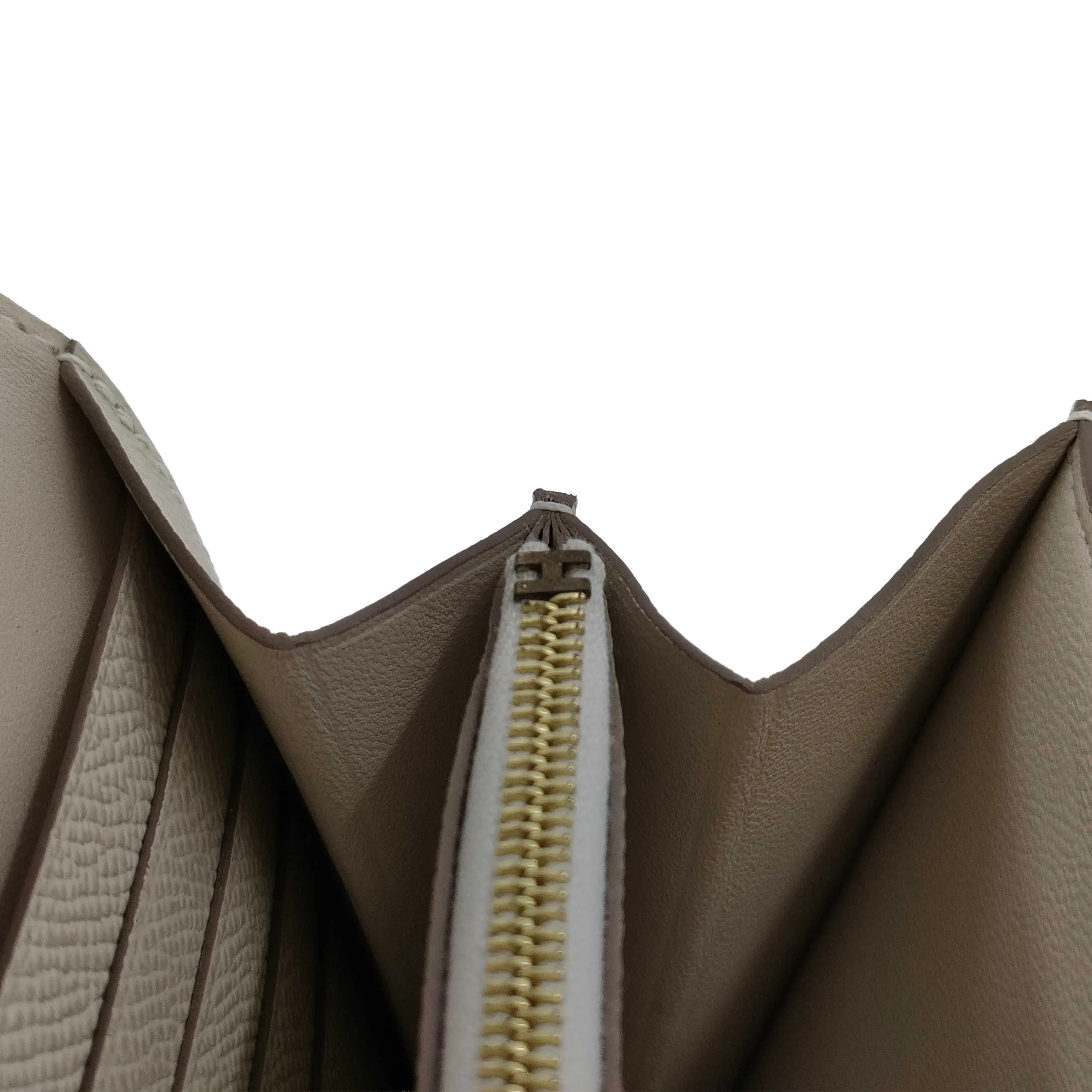 Pre-Owned Hermes Epsom Constance To Go Craie w/ Gold Hardware