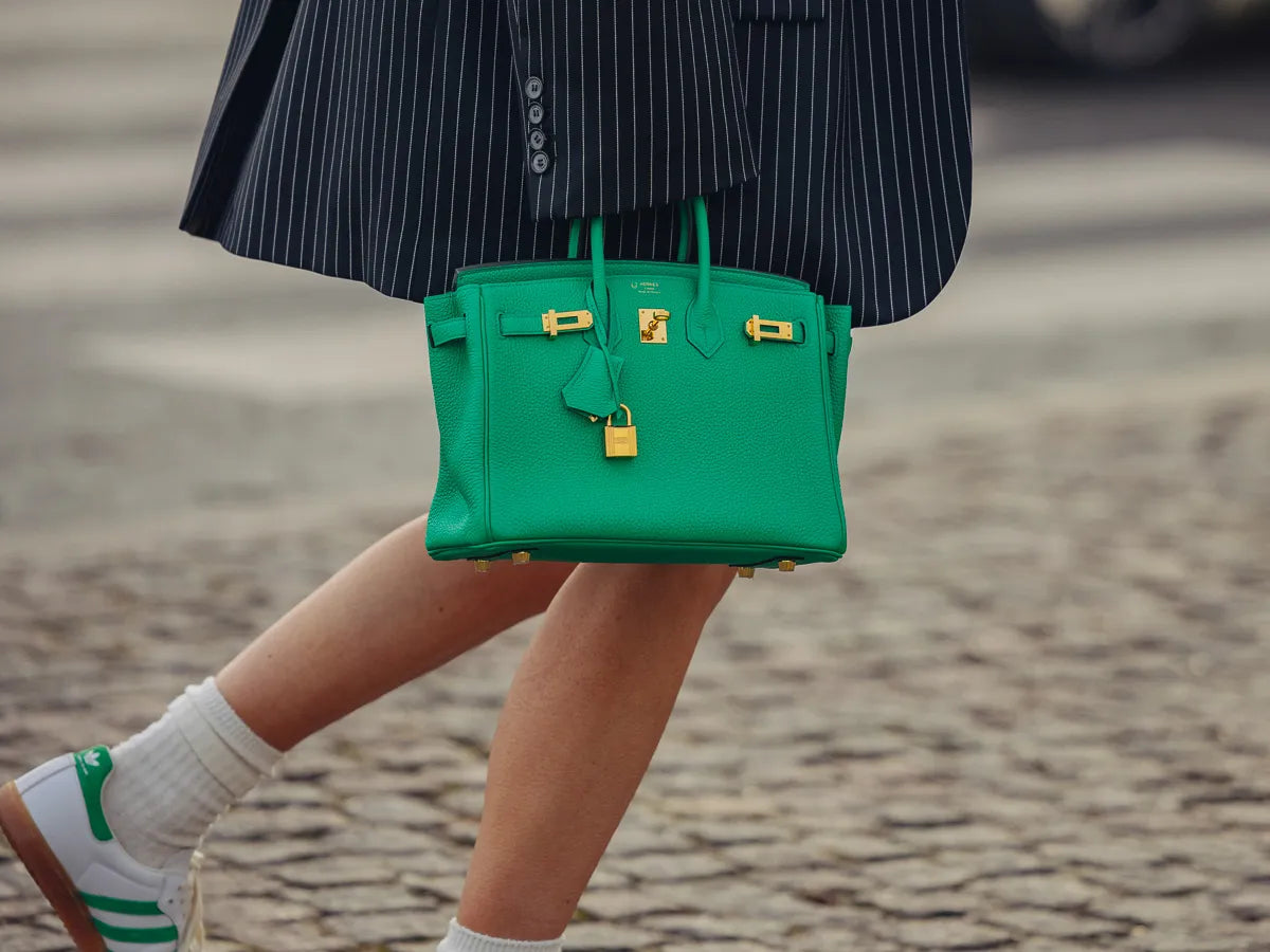 Hero Right