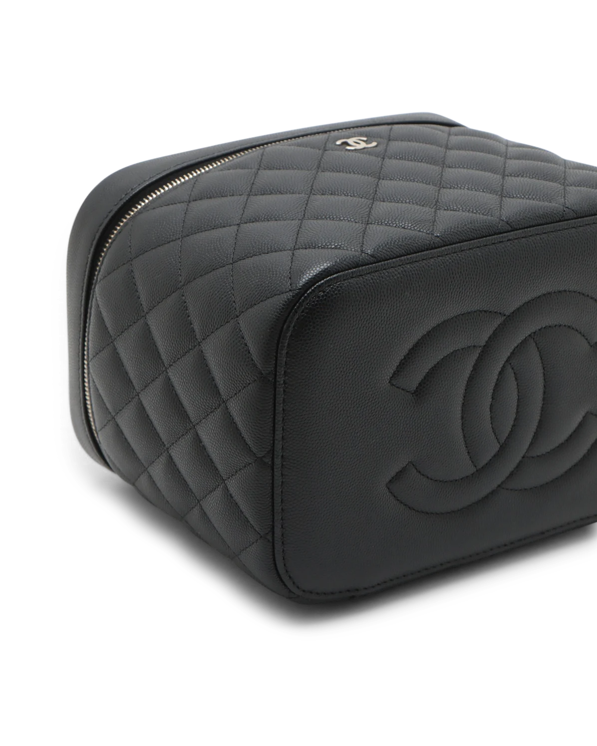 Pre-Owned Chanel CC Quilted Vanity