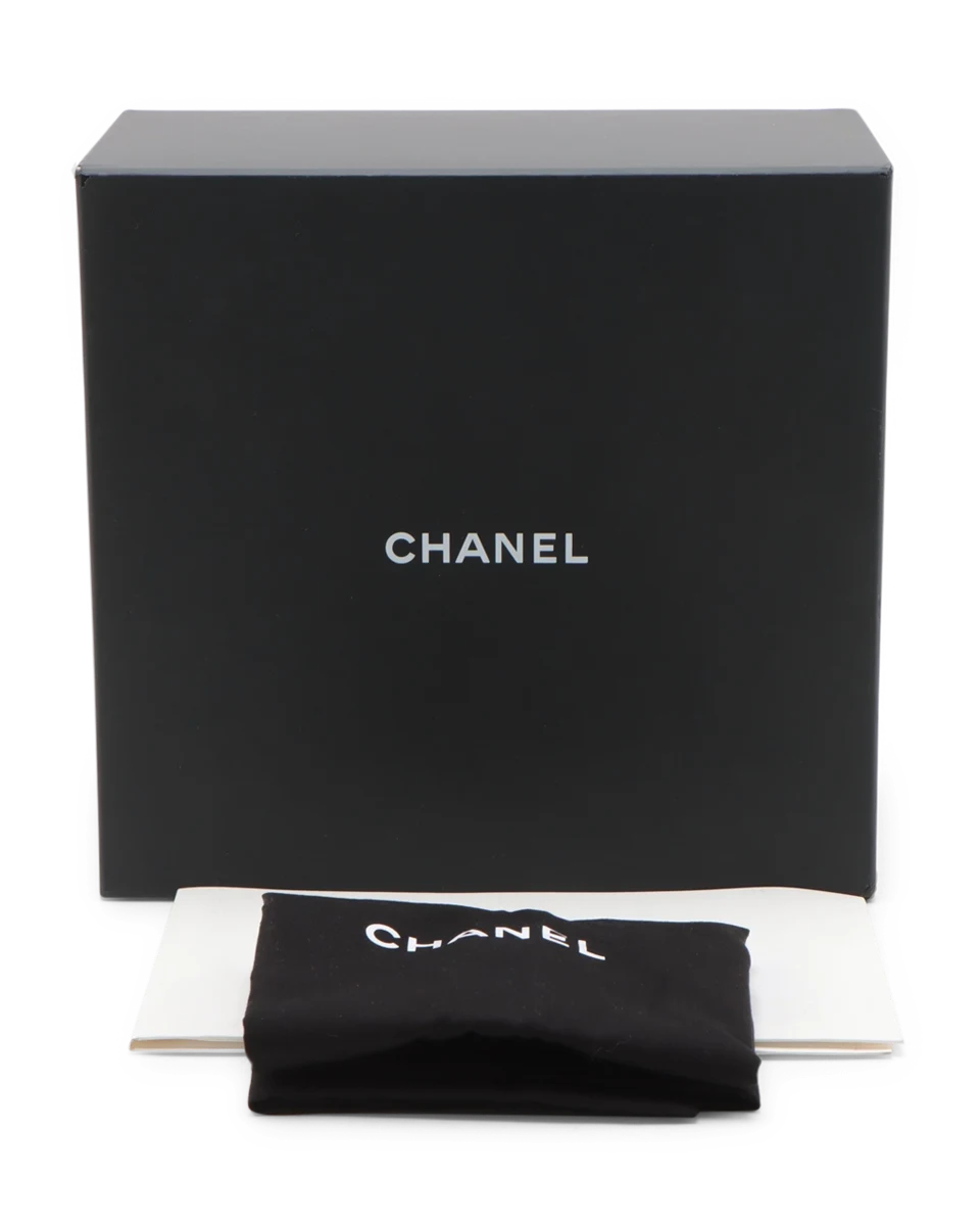 Pre-Owned Chanel CC Quilted Vanity