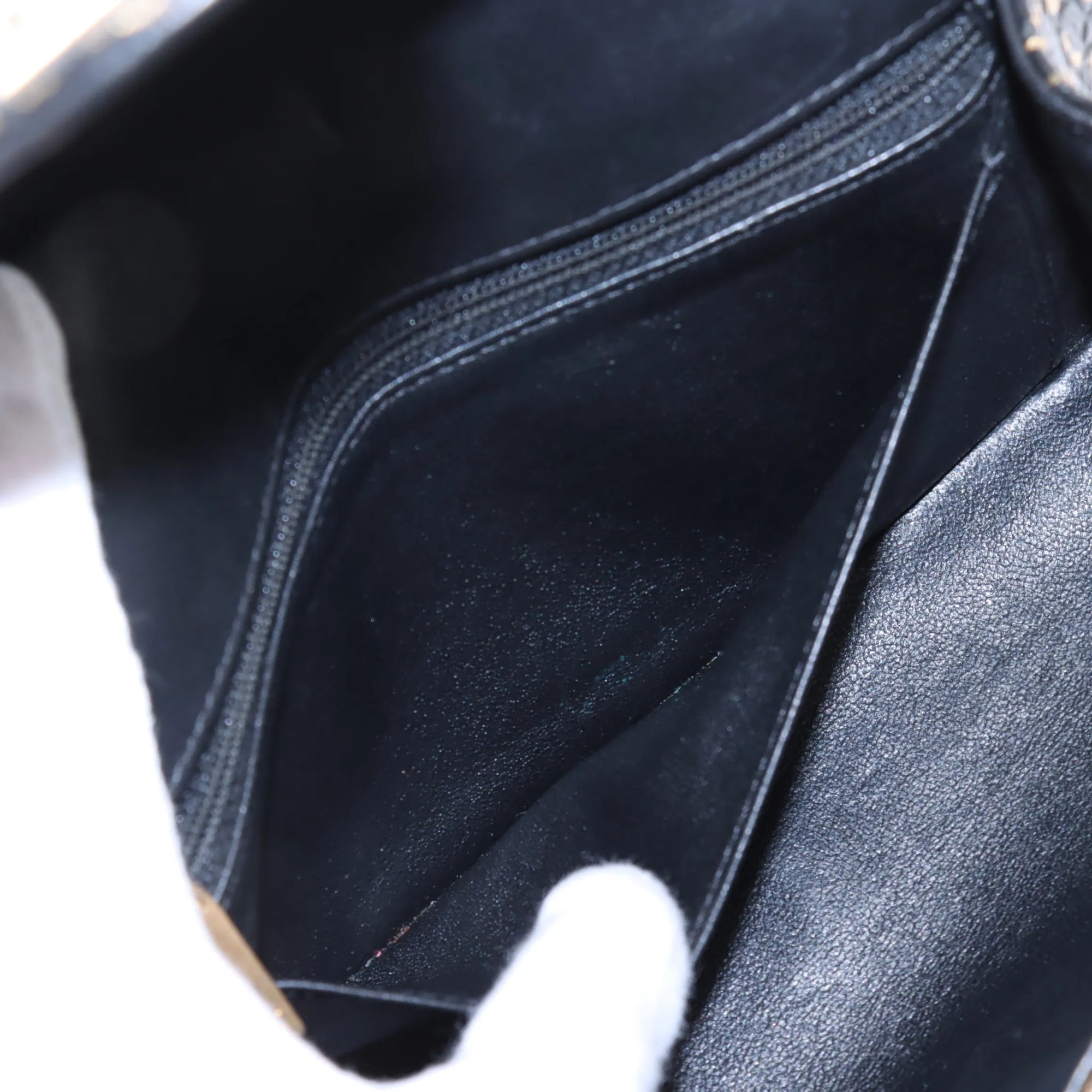 REKLAIM like new pre-owned luxury handbags and watches. Rolex, AP, Richard Mille, Patek Philippe, Audemars Piguet