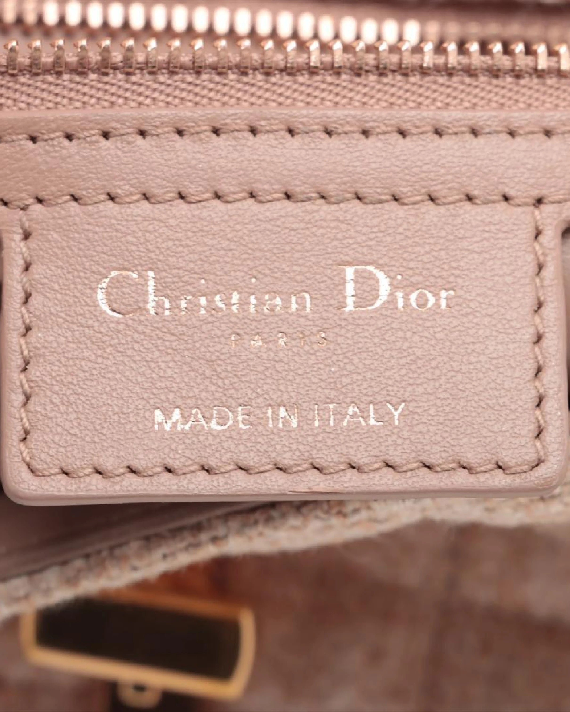 Pre-Owned Christian Dior Linen Macrocannage Small Caro