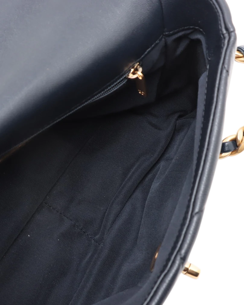 Pre-Owned Chanel Medium 19 Flap Bag