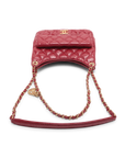 Pre-Owned Chanel Wavy CC Hobo