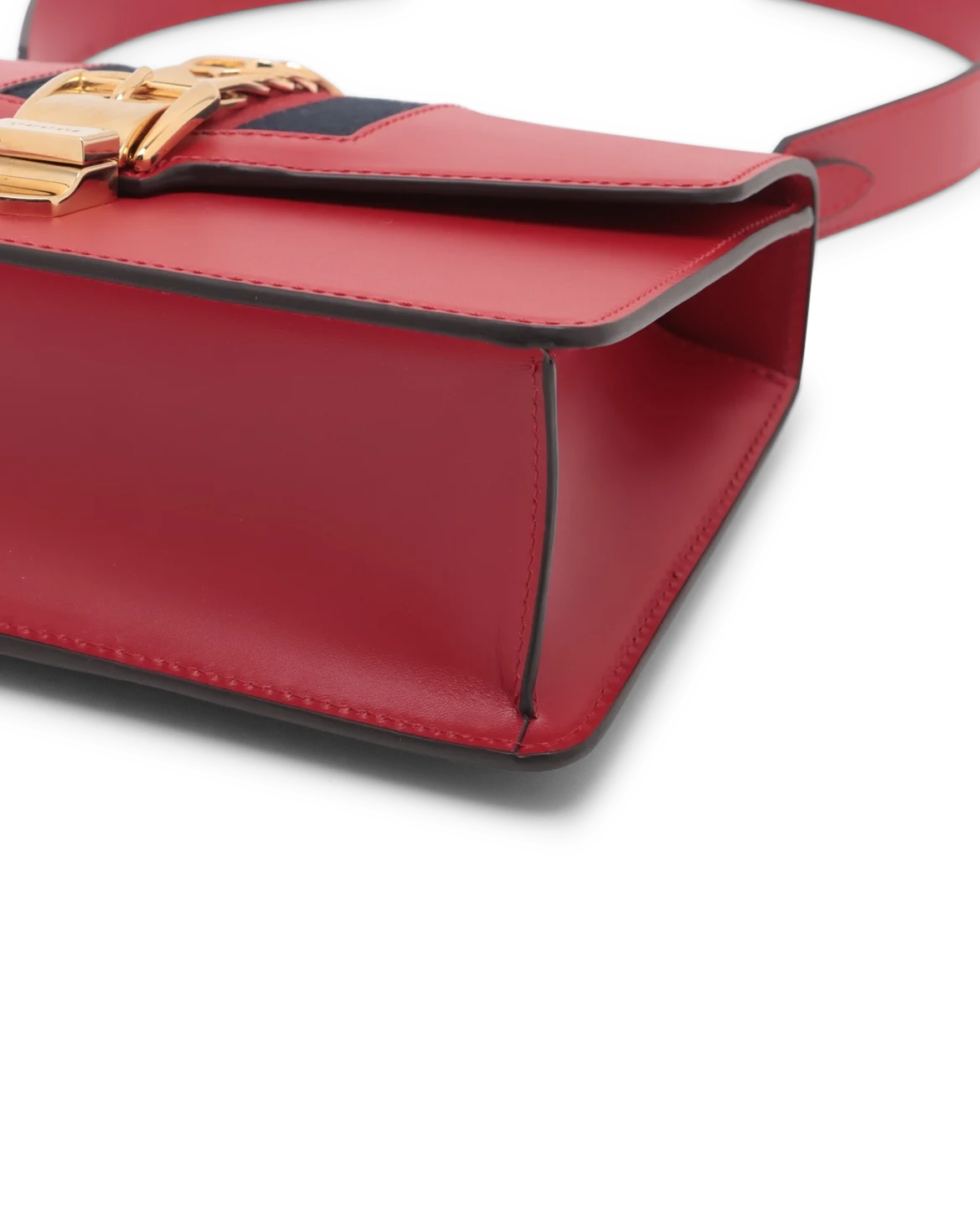 Pre-Owned Gucci Small Sylvie Shoulder Bag