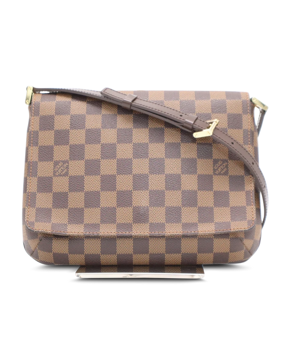 Pre-Owned Louis Vuitton Musette Tango Short