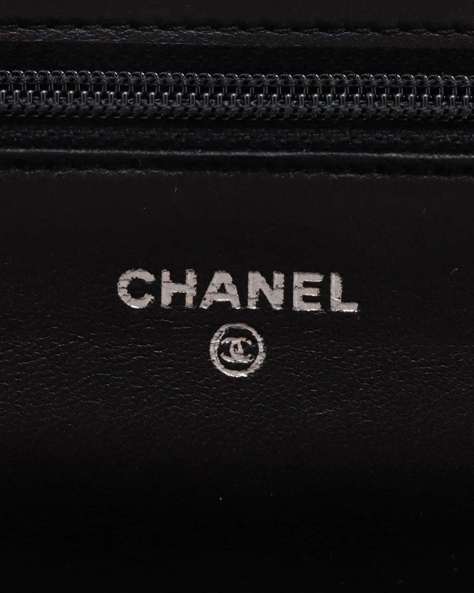 Pre-Owned Chanel Wallet-on-Chain
