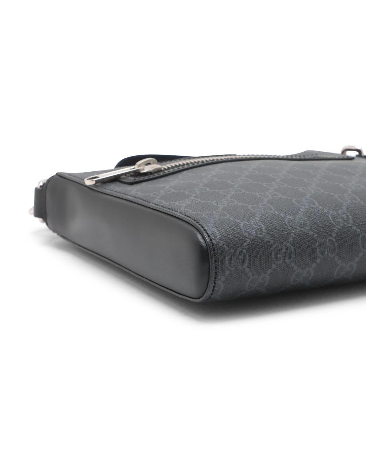 Pre-Owned Gucci GG Flat Messenger