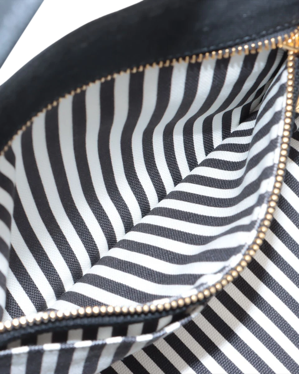 Pre-Owned Prada Canapa Tote