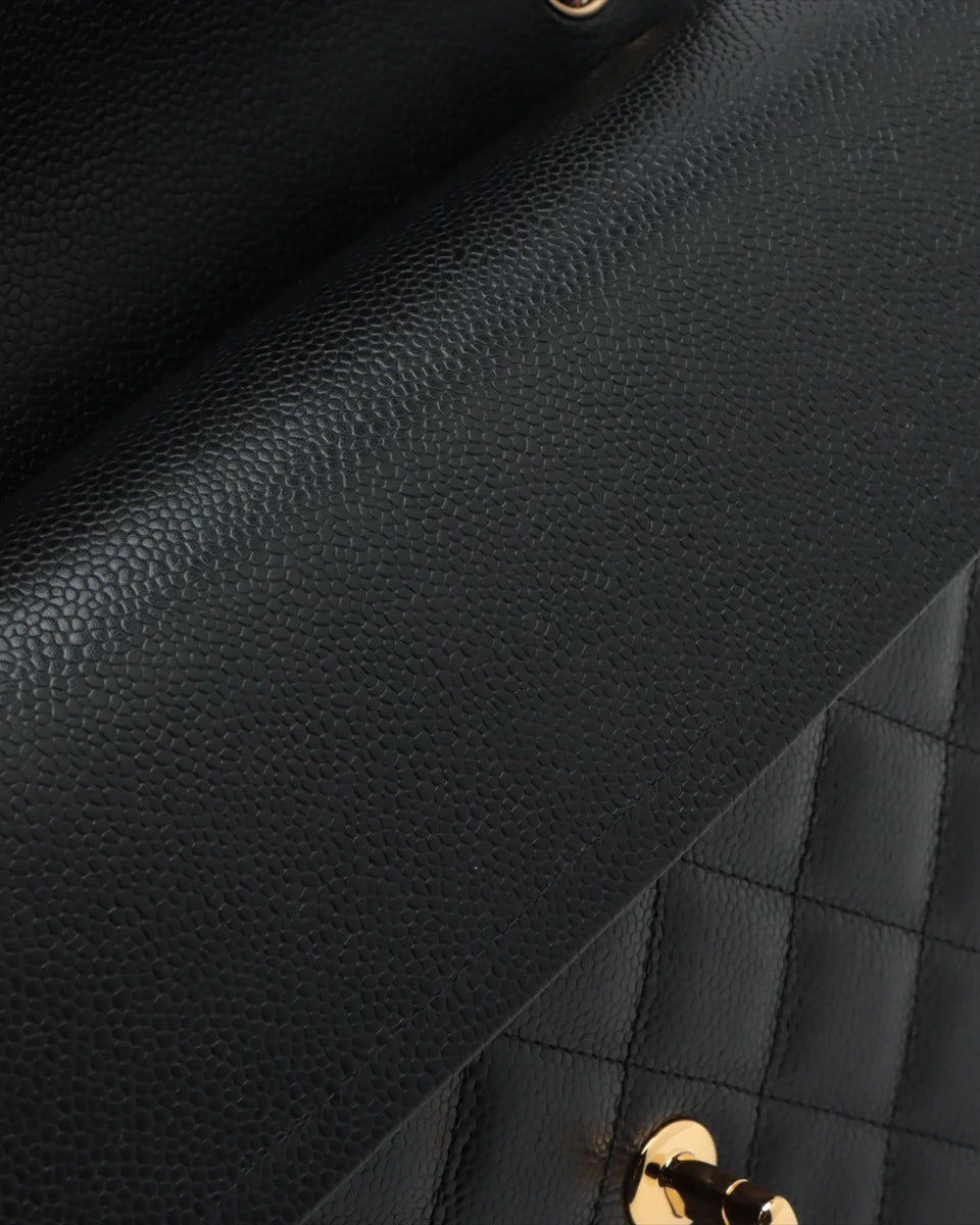 Pre-Owned Chanel Classic Jumbo Double Flap Bag