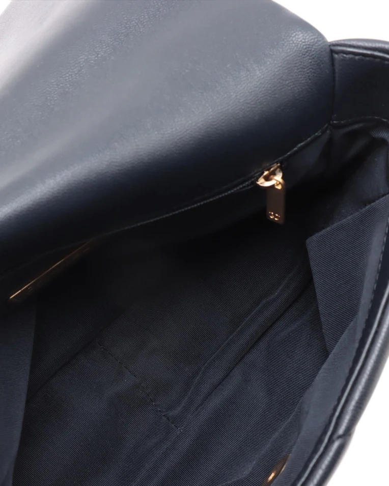 Pre-Owned Chanel Medium 19 Flap Bag