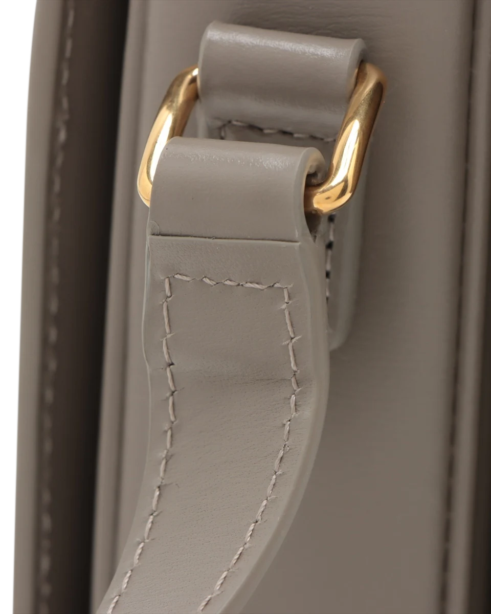Pre-Owned Celine Classique Triomph Bag