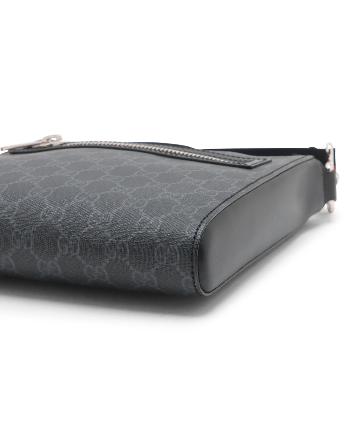 Pre-Owned Gucci GG Flat Messenger