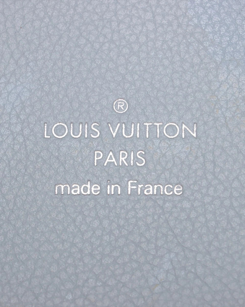 Pre-Owned Louis Vuitton Mahina Hina PM M52975