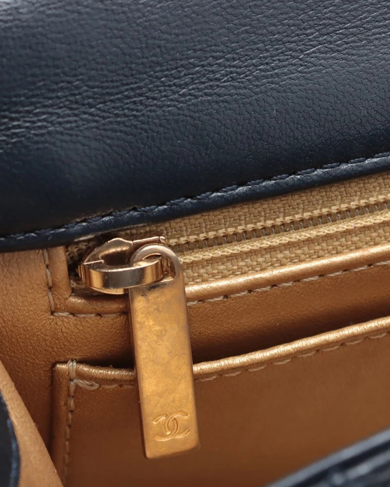 Pre-Owned Chanel Classic Mini Double Flap