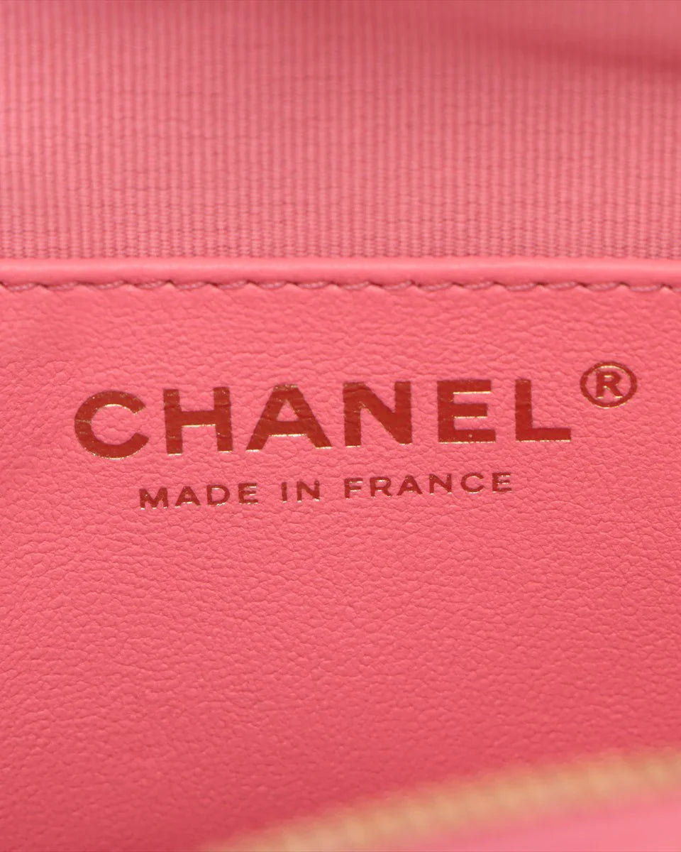 Pre-Owned Chanel CC In Love Heart Bag