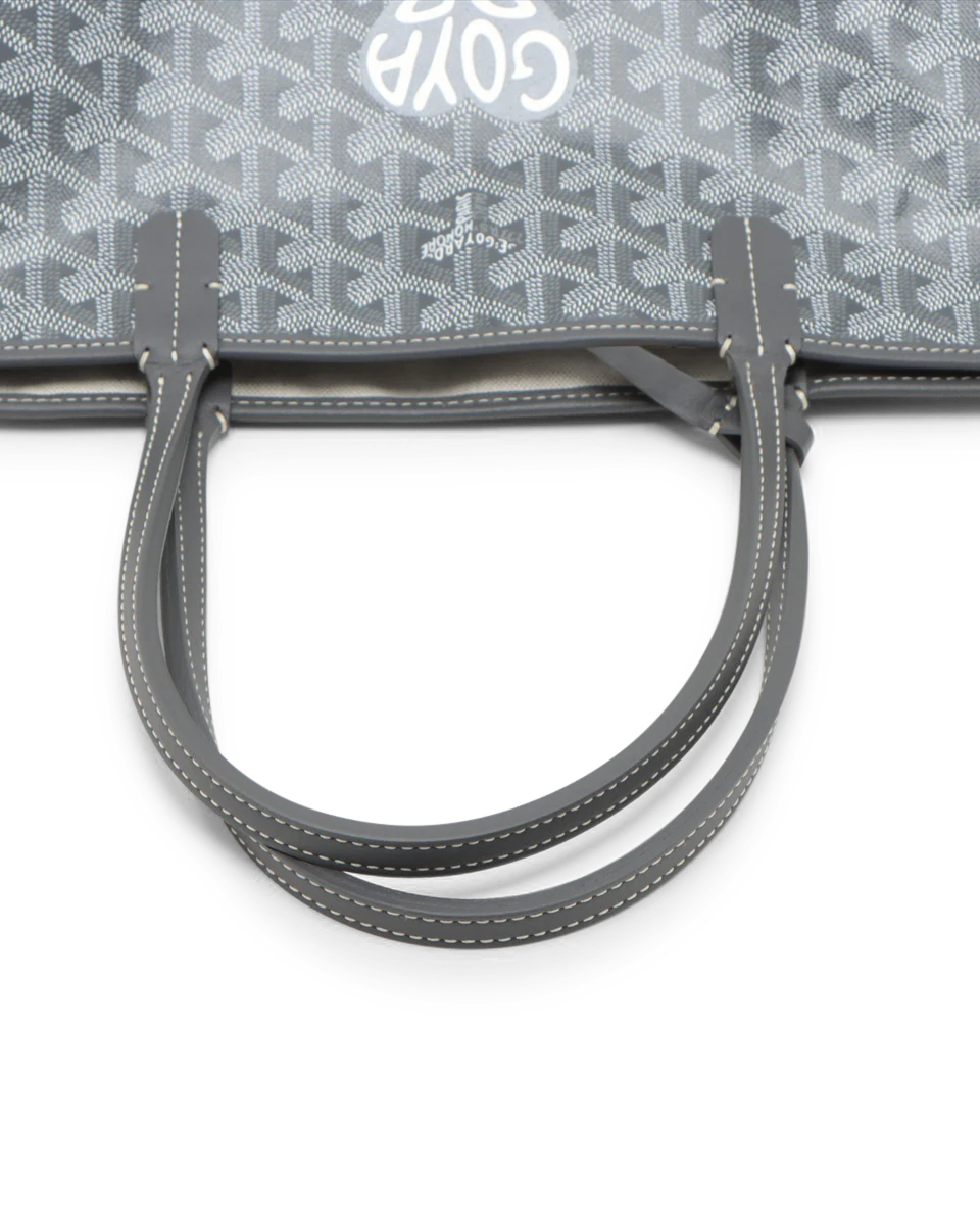 Pre-Owned Goyard Heart Saint Louis PM